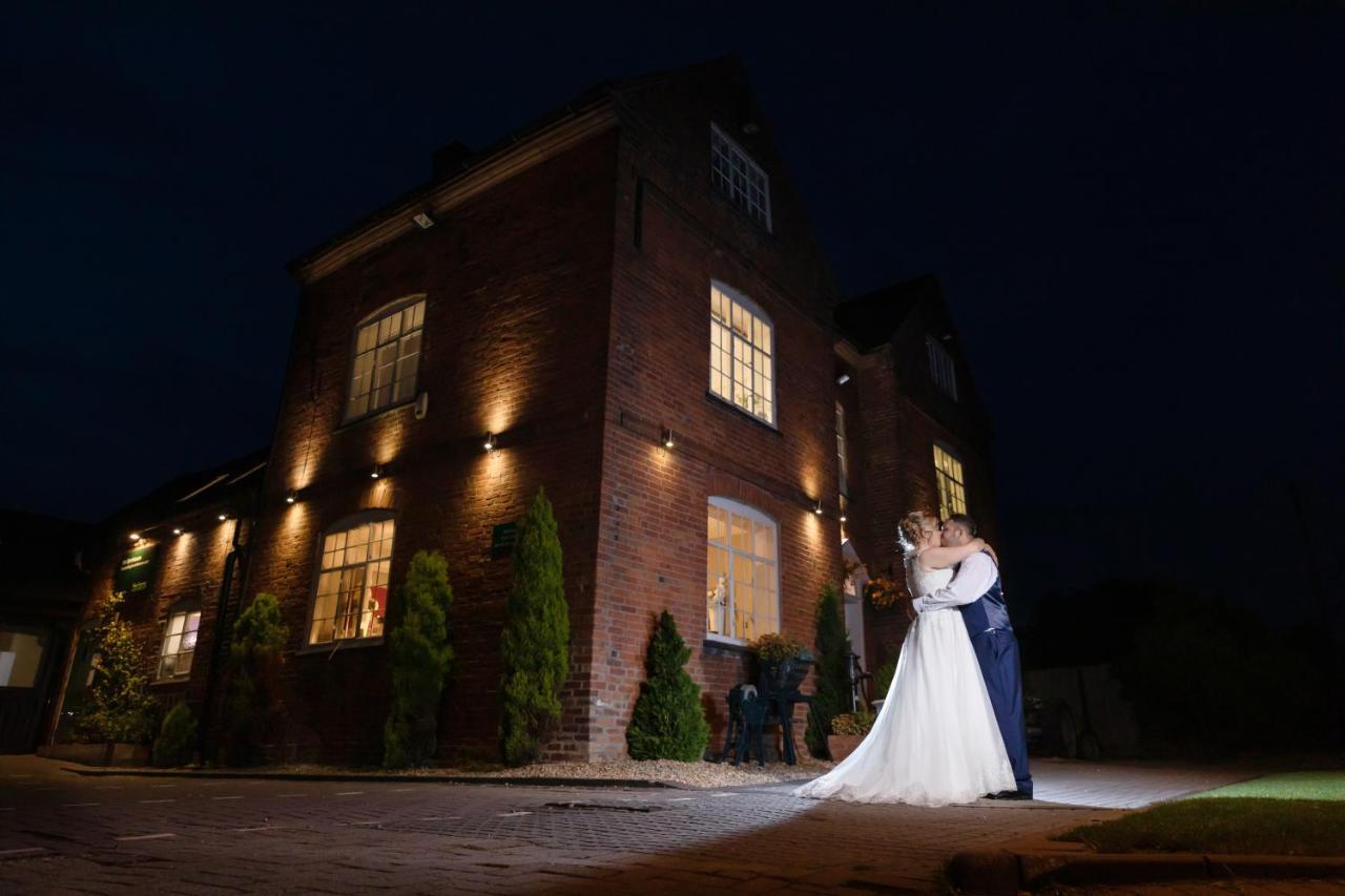 The Barns Hotel Cannock Kültér fotó